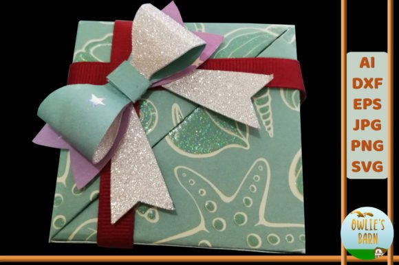 Box with Hinged Trangles Cover: A Designer Review