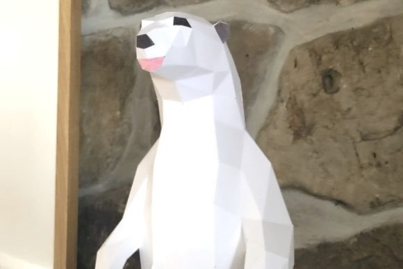 Polar Bear Standing Paper Sculpture: 3D SVG Animals